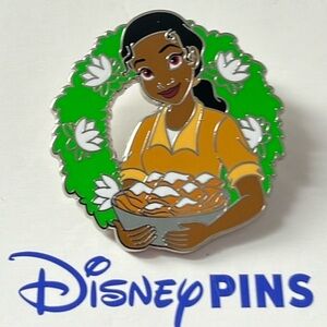 Disney Parks Princess Tiana and Beignets Christmas Holiday Wreath Mystery Pin